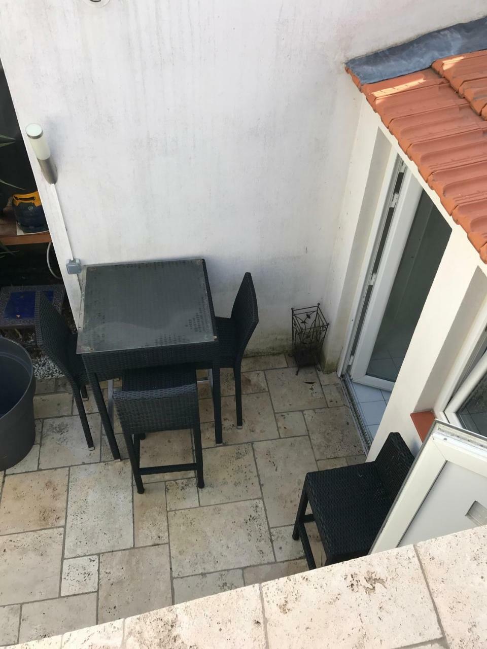 Studio Tout A Pieds Sanary-sur-Mer Eksteriør billede